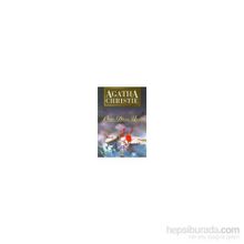ÖLÜM DIKEN ÜSTÜNDE - AGATHA CHRISTIE