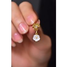 Papatya Silver 925 Ayar Gümüş Hediyeli Gold Kaplama Frezya Ve Sedef Manolya Çiçeği Küpe