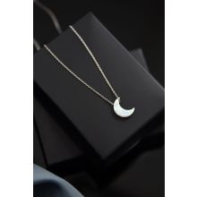 Papatya Silver 925 Ayar Rodyum Kaplama Beyaz Opal Taş Hilal Gümüş Kolye