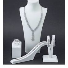 Pigado 925 Ayar Gümüş Zirkon Taşlı Yuvarlak Model Set
