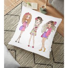 RealHomes YER-3463 Beyaz Zeminde Fashion Girls Tasarımlı Dekoratif 70x70 cm Yer Minderi
