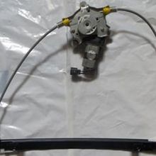 Renault Clio-SD 1998-2001 Sol Elektrikli Motorlu Ön Cam Krikosu