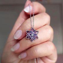 Vaoov 925 Ayar Gümüş Mor Taşlı Rodyumlu Lotus Çiçeği Kolye