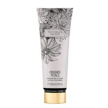 Victoria's Secret Crushed Petals 236 ml Vücut Losyonu