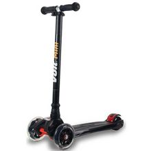 Voit 218C/052 Işıklı 3 Teker Siyah Scooter