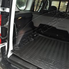Dacia Dokker Bagaj Havuzu 2013 Sonrasi Urun Park Oto Aksesuar Istanbul Oto Koltuk Kilifi Oto Paspas Bagaj Havuz Urunleri