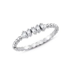 0.13 ct Modern Tasarım Baget Pırlanta Yüzük