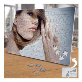 02061 Bakımlı Manken 240 Parça Puzzle Yapboz