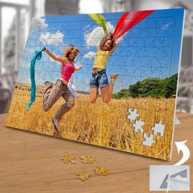 02069 Buğday Tarlasında Eğlenen Kızlar 240 Parça Puzzle Yapboz