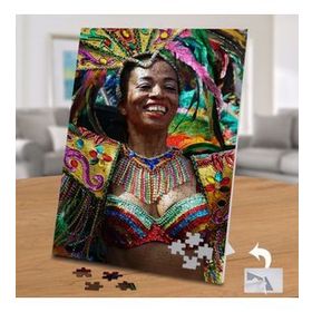 02172 Karnaval Kadını 240 Parça Puzzle Yapboz