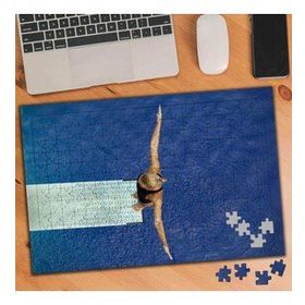 024602 Yüzme Sporu Yüzücü 240 Parça Puzzle Yapboz