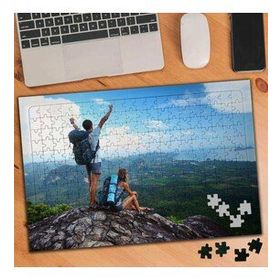 024861 Dağdan Manzarayı İzlemek Kamp Yapma 240 Parça Puzzle Yapboz