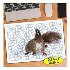08891 Karlı Kış Mevsiminde Sevimli Sincap 240 Parça Puzzle Yapboz