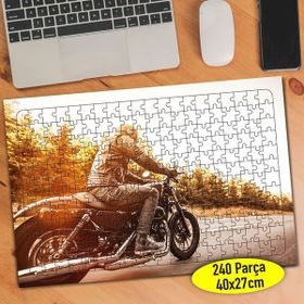 101163500 Motorsiklet Tutkunu 240 Parça Puzzle Yapboz