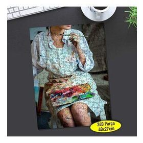 104551210 Paletli Ressam Kadın 240 Parça Puzzle Yapboz