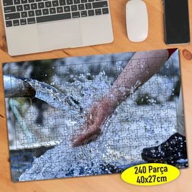 105342759 Doğal Kaynak Suyu İçen İnsan 240 Parça Puzzle Yapboz