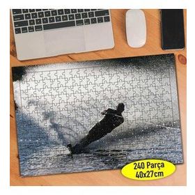 1061549 Denizde Sörf Yapan Genç Sporcu 240 Parça Puzzle Yapboz