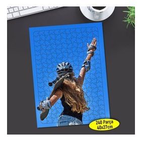 106552530 Kaykaycı Kasklı Kadın 240 Parça Puzzle Yapboz