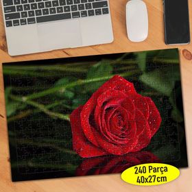 107346866 Siyah Zeminde Kırmızı Gül 240 Parça Puzzle Yapboz