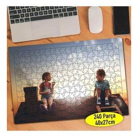 107537814 Evin Çatısında Oturan Çocuklar 240 Parça Puzzle Yapboz