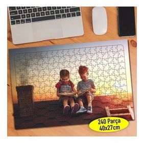 107589251 Çatıda Kitap Okuyan Çocuklar 240 Parça Puzzle Yapboz