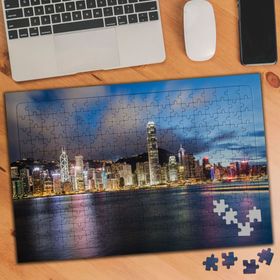 1081704 Denize Karşı Plazalar 240 Parça Puzzle Yapboz