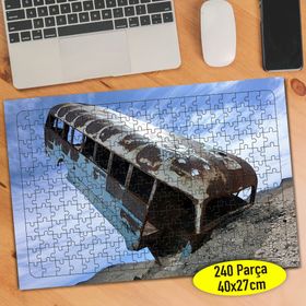 109002745 Terk Edilmiş Eski Hurda Araba 240 Parça Puzzle Yapboz