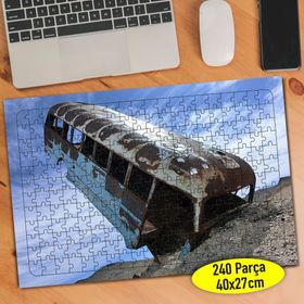 109002745 Terk Edilmiş Eski Hurda Araba 240 Parça Puzzle Yapboz