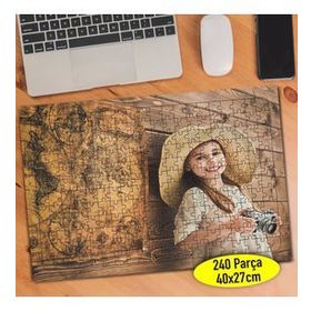 109332741 Fotoğrafçı Minik Kız 240 Parça Puzzle Yapboz