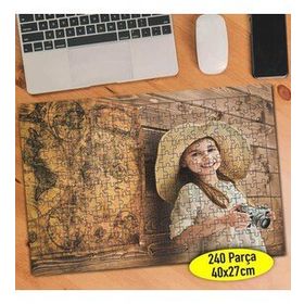 109332741 Fotoğrafçı Minik Kız 240 Parça Puzzle Yapboz