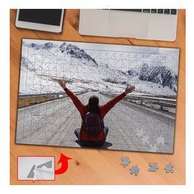 1111 Yol Mutlu Kadın Karlı Dağlar 240 Parça Puzzle Yapboz Tablo