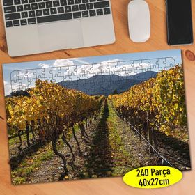 111365246 Bağ Tarlası Çiftçi Bahçe 240 Parça Puzzle Yapboz