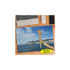 112008019 Yanan Özgürlük Meşalesi Başarı 240 Parça Puzzle Yapboz