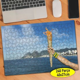 112008019 Yanan Özgürlük Meşalesi Başarı 240 Parça Puzzle Yapboz
