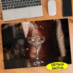 112192059 Kokteyl Hazırlayan Barmen 240 Parça Puzzle Yapboz
