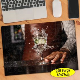 112192078 Kokteyl Hazırlayan Barmen 240 Parça Puzzle Yapboz