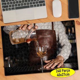 112759061 Kokteyl Hazırlayan Barmen 240 Parça Puzzle Yapboz