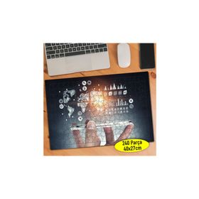 113652359 Sosyal Ağ Teknoloji Uzmanı 240 Parça Puzzle Yapboz