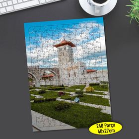 114299829 Gürcistan Rabati Kalesi 240 Parça Puzzle Yapboz