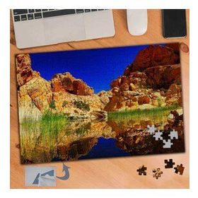 125 Göle Yansıyan Kayalık Manzarası 240 Parça Puzzle Yapboz Tablo