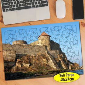1265 Ukrayna Deniz Kenarı Kale Manzarası 240 Parça Puzzle Yapboz