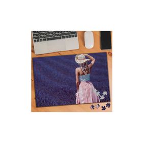 1335488 Lavanta Tarlasında Kız 240 Parça Puzzle Yapboz