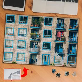 143011 Apartmanın Mavi Balkonları 240 Parça Puzzle Yapboz Tablo