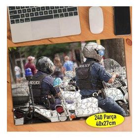 143668789 Motorsikletli Kasklı Polisler 240 Parça Puzzle Yapboz