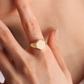 14k Altıgen 1,0 cm Altın Şövalye Yüzük