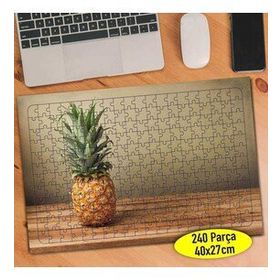 1583 Ahşap Masa Üstünde Ananas Meyve 240 Parça Puzzle Yapboz
