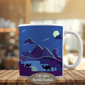 159 Piramitler -Gece Çölde Yürüyen Develer Kupa Bardak