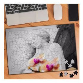 1740920 Anne Çocuk Heykel 240 Parça Puzzle Yapboz