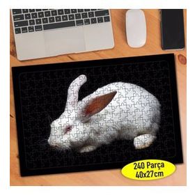 2481114 Siyah Zeminde Beyaz Tüylü Tavşan 240 Parça Puzzle Yapboz