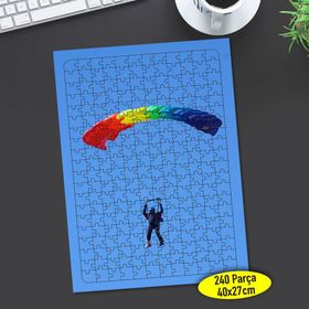 26472 Yamaç Paraşütü Yapan Maceracı 240 Parça Puzzle Yapboz